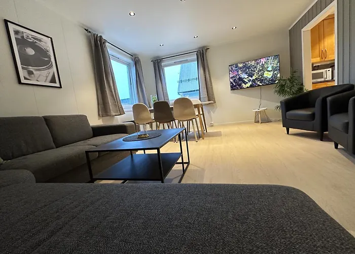 Leilighet Med 5 Soverom - Montis
